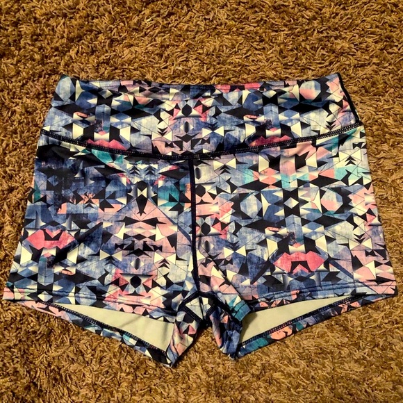 Geometric Workout Set - Picture 5 of 8